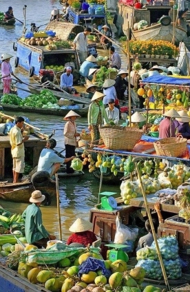 Đẹp mê mẩn chợ miền Tây Đất Sét ngày 28 tết