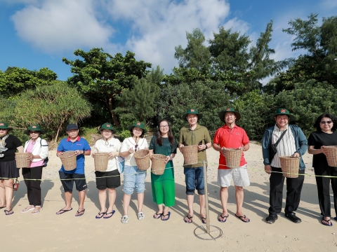 ĐẢNG UỶ CÁC CƠ QUAN ĐẢNG TP. HỒ CHÍ MINH - CÔN ĐẢO LINH THIÊNG