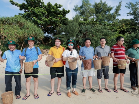 ĐẢNG UỶ CÁC CƠ QUAN ĐẢNG TP. HỒ CHÍ MINH - CÔN ĐẢO LINH THIÊNG