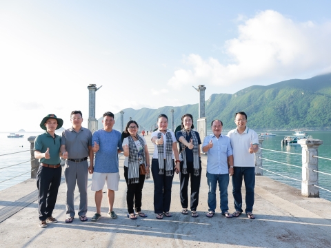 ĐẢNG UỶ CÁC CƠ QUAN ĐẢNG TP. HỒ CHÍ MINH - CÔN ĐẢO LINH THIÊNG