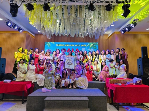 TRƯỜNG MẦM NON 19/5 - DU LỊCH HÈ NHA TRANG 