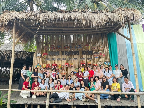TRƯỜNG MẦM NON HOA ANH ĐÀO - BIỂN NHA TRANG 