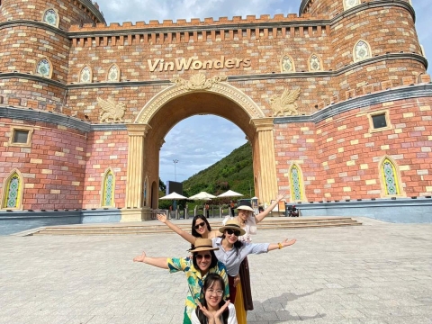 TRƯỜNG MẦM NON HOA ANH ĐÀO - BIỂN NHA TRANG 