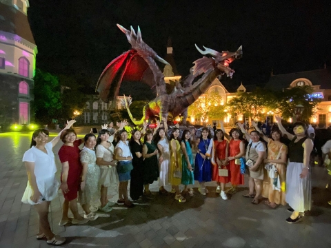 TRƯỜNG MẦM NON HOA ANH ĐÀO - BIỂN NHA TRANG 