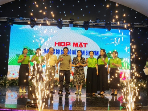 CLB NỮ QUẢN LÝ BÌNH TÂN  - BIỂN VĨNH HY - NINH 