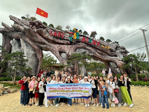 TRƯỜNG TIỂU HỌC PHÚ MỸ - ĐÀ LẠT NGÀN HOA 
