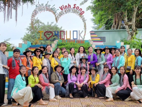 TRƯỜNG MẦM NON TÂN PHONG - VỀ NGUỒN TƯỢNG ĐÀI CHIẾN THẮNG LONG AN - KDL VINH SANG 