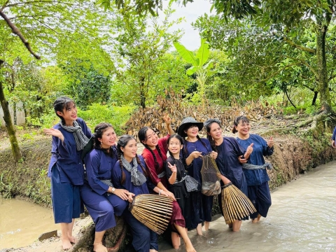 TRƯỜNG MẦM NON TÂN PHONG - VỀ NGUỒN TƯỢNG ĐÀI CHIẾN THẮNG LONG AN - KDL VINH SANG 