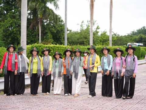 TRƯỜNG MẦM NON TÂN PHONG - VỀ NGUỒN TƯỢNG ĐÀI CHIẾN THẮNG LONG AN - KDL VINH SANG 
